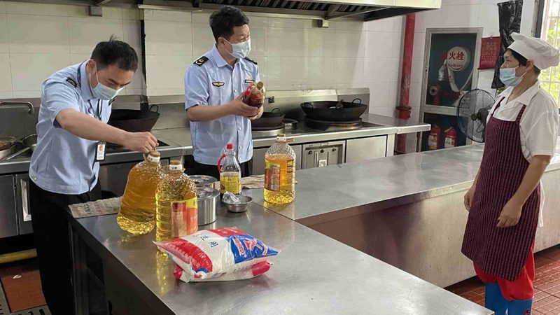 餐饮加盟设备：如何选择合适的厂家直销报价单**